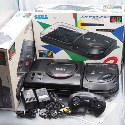 Juego de sistema de consola Mega Drive + Mega CD 2 probado en caja SEGA HAA2510 HAA-2912 Foto 1 de 4