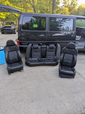 Subaru Legacy GT 2009 sedán juego de asientos delanteros traseros cuero 05-09 Foto 1 de 4