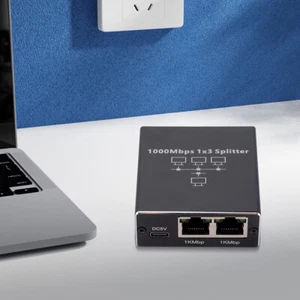 Gigabit RJ45 LAN Network Extension LAN Splitter for PC Laptop Router TV-Box - Afbeelding 1 van 18