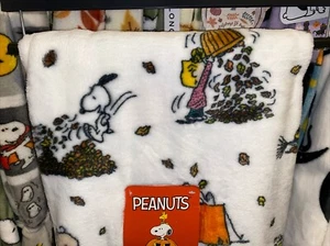 Peanuts Gang Autumn Jumping In Leaves Leaf Pile Snoopy Throw Blanket 50"x70” - Picture 1 of 3
