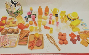 Vintage 70er Barbie Küche & McDonalds Essen, Geschirr Zubehör Happy Meal 100+ Teile - Bild 1 von 11