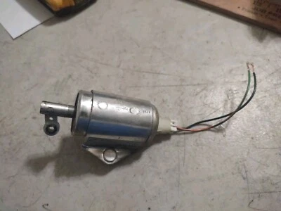 1998 99 00 01 02 03 JAGUAR XJ8 XJ8L XK8 VANDEN PLAS ПЕРЕКЛЮЧАТЕЛЬ СОЛЕНОИД LNA5850AA - Изображение 1 из 4