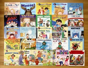 Lot 26 ROBERT MUNSCH Picture Books Paper Bag Princess Love You Forever & More L1 - Imagen 1 de 2