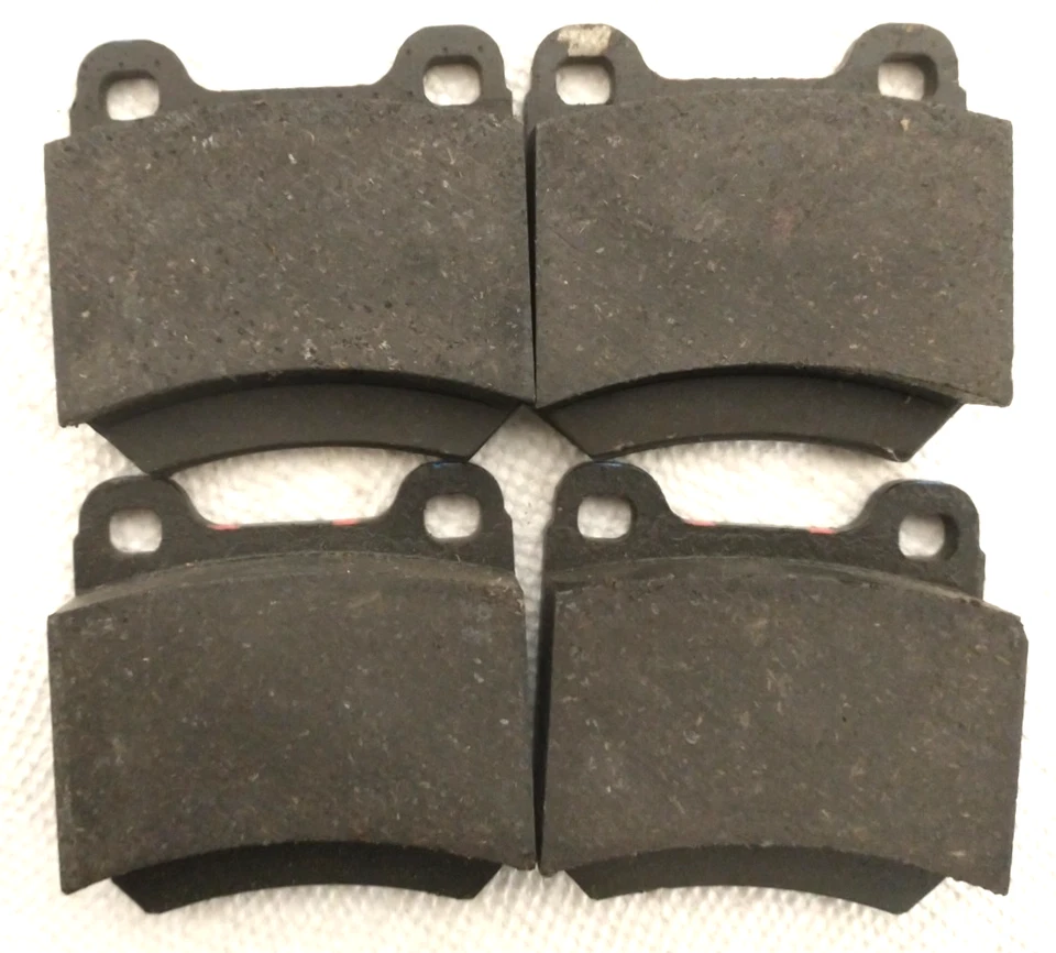 前刹车片套装 - 171 698 151 C 适合大众大众 Dasher/Rabbit/Scirocco — 第 1/1 张图片