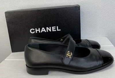 Chanel 2024 Entrelazado Logo CC Mary Jane Mujer Talla 8 Cuero Negro *USADO* Foto 1 de 4
