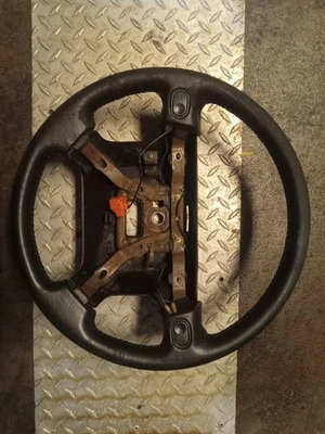 1992 年马自达 Miata MX5 方向盘 — 第 1/3 张图片