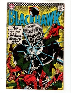 BLACKHAWK #227 (EN MUY BUEN ESTADO) [1966 DC COMICS] - Imagen 1 de 2