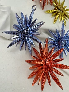 Christmas  Rare Sawtooth  Ornaments Sputnik  Atomic Starburst  4 Full 1 Half MCM - Picture 1 of 5