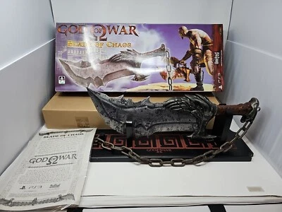 GOD OF WAR BLADE OF CHAOS UC2665 BY UNITED CUTLERY COMPLETE  - Image 1 of 4