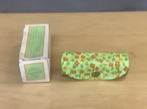 Vtg 1980's Avon Lipstick Case with Flower Power Floral Design & Mirror - Picture 1 of 3