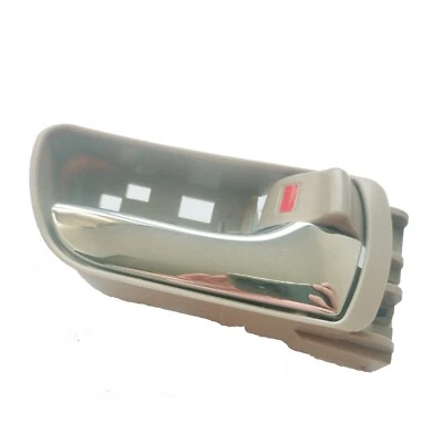 Manija de puerta delantera trasera derecha cromada interior beige para Toyota Sienna 04-10 Foto 1 de 4