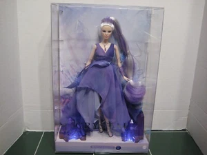 Exclusiva muñeca de fantasía de cristal Barbie con luces etiqueta dorada colección de fantasía - Imagen 1 de 1