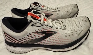 Brooks Herren weiß und schwarz Sportschuhe Größe 8,5 - Bild 1 von 7