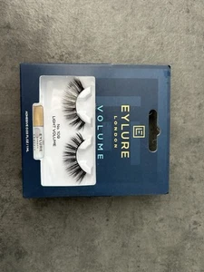 Pestañas postizas Eylure Volume reutilizables y aptas para veganos 1 ml - Imagen 1 de 9