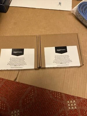 Amazon Basics 9V Alkaline Batteries Pack Of 2 (8 New In Each Box) - Image 1 of 2