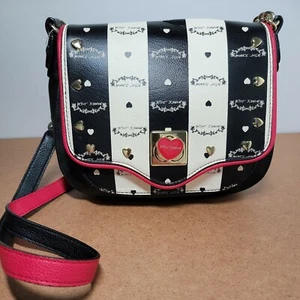 New w.o Tags Betsey Johnson Black White Red Signature Hearts Shoulder Bag - Picture 1 of 11