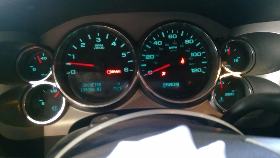 Кластер спидометра миль/ч рынок США подходит для пикапа 07-11 SILVERADO 1500 5130954 - Изображение 1 из 1