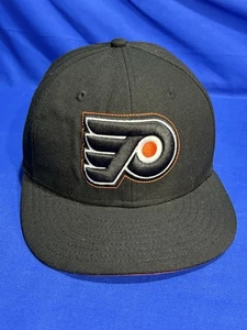 New Era Black Philadelphia Flyers Logo 59FIFTY Fitted Hat 7 1/4 NHL Hockey Cap - Picture 1 of 9
