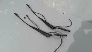 2007-2012 DODGE SPRINTER 3500 W906 FRONT LEFT & RIGHT SIDE WINDSHIELD WIPER OEM - Picture 1 of 12