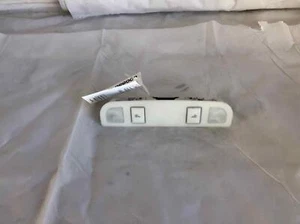 2006 AUDI A6 AVANT QUATTRO Roof Dome Light Interior Rear Back Over Head - Bild 1 von 13