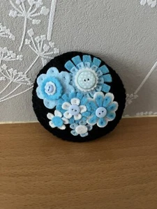 Handmade Felt Brooch - Picture 1 of 3