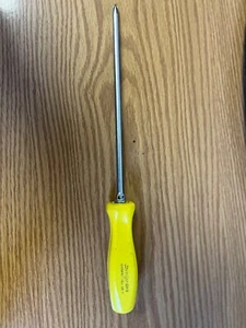 SNAP ON -SDDP82 -VINTAGE YELLOW HANDLE NO2 PHILLIPS SCREWDRIVER- ITEM SDDP82#2** - Picture 1 of 8