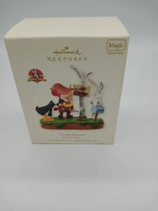 Hallmark Keepsake Looney Tunes è la stagione? Bugs Elmer Daffy Sound nuovo con scatola - Foto 1 di 5