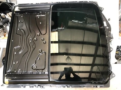 BMW F01 F02 740 750 OEM 11-16 UPPER SUNROOF SUN MOON ROOF GLASS WINDOW ASSEMBLY - Изображение 1 из 4