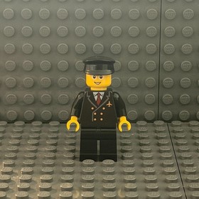 Lego Town Minifigure - Pilot air044 (From 3182 Airport) RARE 15y/o Minifig.