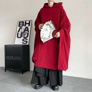 Poncho pullover uomo oversize largo con cappuccio top media lunghezza mantello monaco sacco - Foto 1 di 11