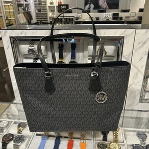 BOLSO DE HOMBRO MULTIFUNCIÓN GRANDE PARA PORTÁTIL MICHAEL KORS SHEILA MK NEGRO - Imagen 1 de 12