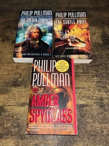 Philip Pullman lot with the first 3 paperback books in the DARK MATERIALS SERIES - Picture 1 of 1