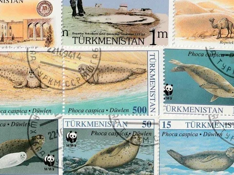 Turkmenistan : 10 DIFFERENT STAMPS : pghstamps packet Cover