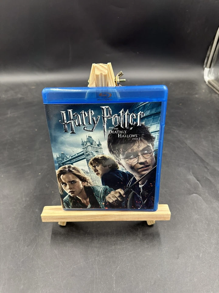 Harry Potter and the Deathly Hallows, Part 1 (3-Disc Blu-ray Deluxe Edition) - Image 1 of 3