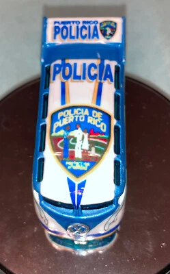 Hotwheels VW DRAG BUS Puerto Rico 🇵🇷 POLICIA, neumáticos Real Rider, es un personalizado Foto 1 de 4