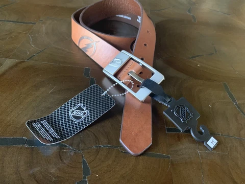 NWT NHL Official Men's Tampa Bay Lightning Brandish Belt in Leather Size 34 Cover