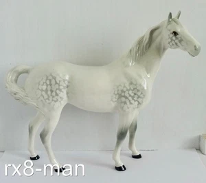 RARO CABALLO COLA SWISH ROYAL DOULTON BESWICK GRIS ACABADO BRILLANTE MODELO 1182 SEGUNDA VERSIÓN - Imagen 1 de 8