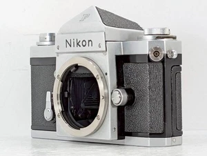 [Exc+5] Nikon F Eye Level silberne analoge Spiegelreflexkamera 35 mm Gehäuse aus Japan - Bild 1 von 18