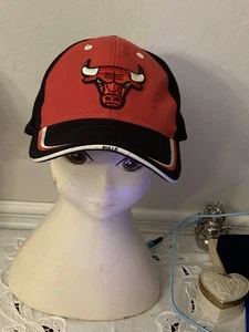 Vintage Chicago Bulls Mütze Erwachsene schwarz rot Snapback Cap NBA Basketball - Bild 1 von 9