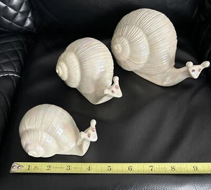 Ceramic snails, graduated size, group of 3 Iridescent Shine - Picture 1 of 7