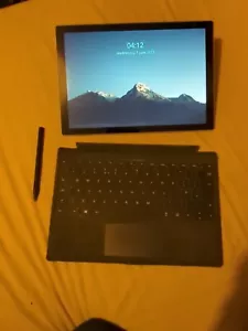 Microsoft Surface Pro 7 128GB, I5, Wi-Fi, 12.3" - Platinum - Picture 1 of 20
