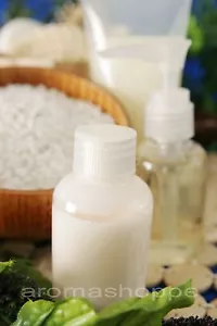 Lanette wax - Natural Emulsifying Wax Used for Making Creams and lotions - Picture 1 of 1