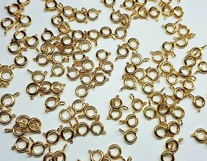 Cierre de anillo de resorte de latón chapado en oro de 6 mm - Paquete de 25 - Imagen 1 de 1