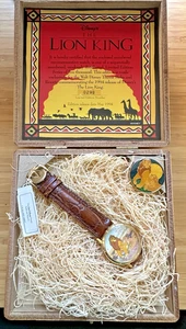 Reloj y prendedor Disney El Rey León Edición Limitada 1994 #298/5000 NUNCA USADO - Imagen 1 de 8