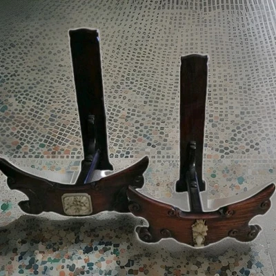 Soporte/expositor chino de madera tallada para platos grandes cuencos u obras de arte ~ Juego de 2 Foto 1 de 4