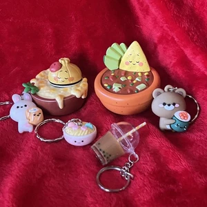 2 Funko Paka Paka Suppentruppe Figuren Französische Zwiebel & Tortilla + 3 Kawaii Schlüsselanhänger - Bild 1 von 11