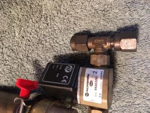 Norgren 9500300 Steuerventil-Magnetventil ** USA KOSTENLOSER VERSAND ** - Bild 1 von 2