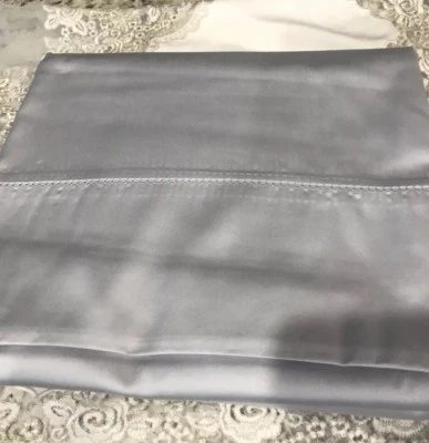 Sábana plana Hudson Park 600TC EGYPTIN 100 % algodón King azul nube. Venta al por menor $235 Foto 1 de 4