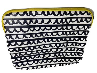 Apple iPad Tablet Sleeve Pouch Case Art Pop Deco Black White Print Bando Ban.do - Image 1 of 4