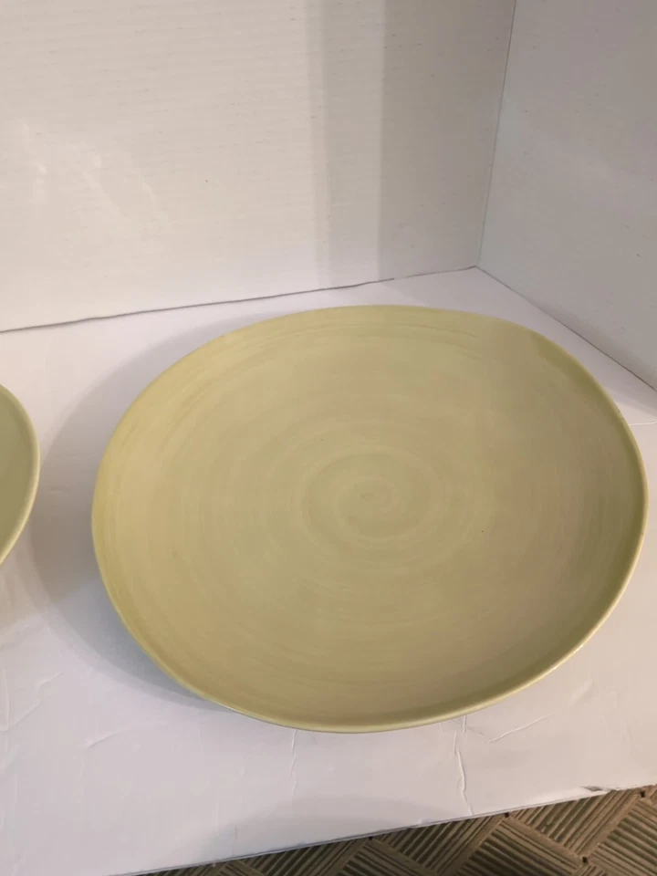 Moss Green Dinner Plate & Bowl Glossy Crate Barrel - Image 1 of 4